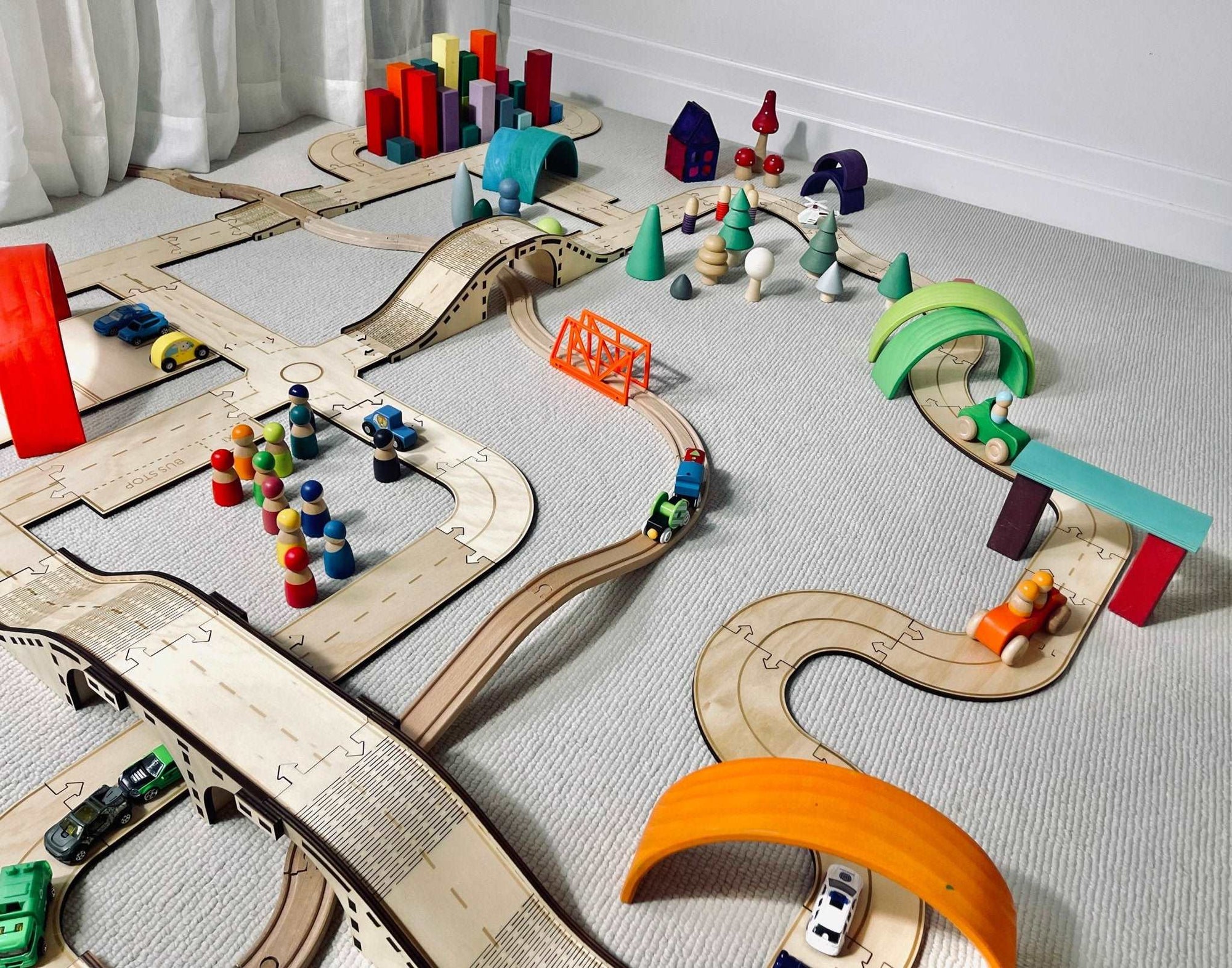 Timber Towns mega road car track set small world play trees buildings train tracks